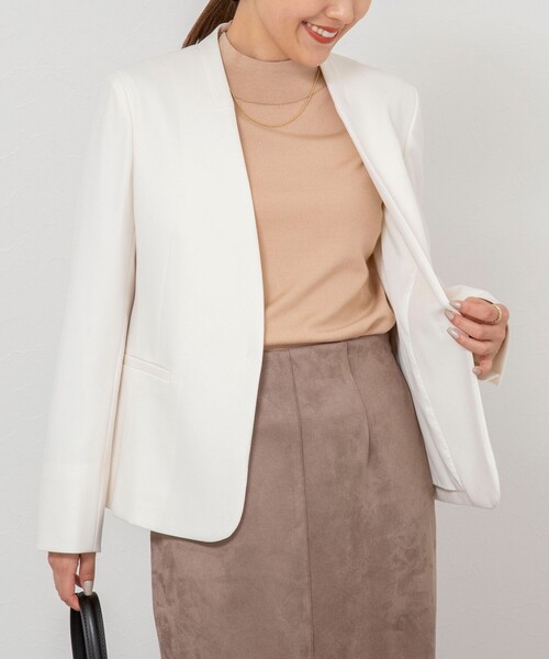 NOLLEY’S Sophi（ノーリーズソフィ）の「《セットアップ対応》ウォッシャブルウール調サージノーカラージャケット（ノーカラージャケット・レディース・ネイビー/グレイッシュベージュ/オフホワイト/ブラック・38/36/40）」の2枚目の写真