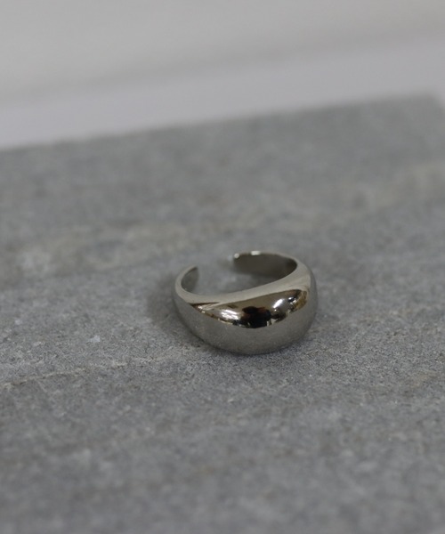 Rechic（リシック）の「【suiさんコラボ】　ボリュームドロップリング（リング・レディース・シルバー/ゴールド・FREE）」の8枚目の写真