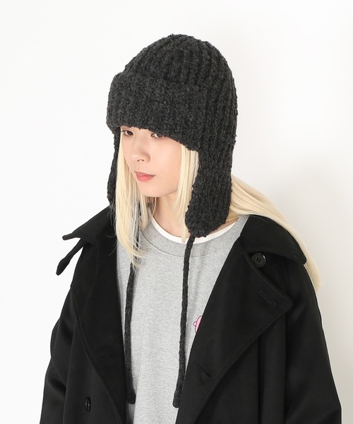PUNYUS（プニュズ）の「耳付きニットキャップ（キャップ・レディース・ホワイト/ダークグレー/ベージュ/ブラック・FREE）」の3枚目の写真