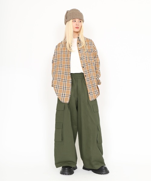 PUNYUS（プニュズ）の「耳付きニットキャップ（キャップ・レディース・ホワイト/ダークグレー/ベージュ/ブラック・FREE）」の12枚目の写真