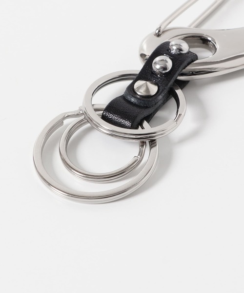 ITEMS URBANRESEARCH(アイテムズ アーバンリサーチ)の「Carabiner Studs KeyHolder(その他小物・メンズ・ブラック/ブラウン/ホワイト・-)」の6枚目の写真