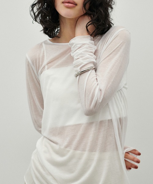 LARUTA(ラルータ)の「【LARUTA】シアー天竺クルーネックカットソー(Tシャツ/カットソー・レディース・オフホワイト/ブラック/グレイッシュベージュ/サックスブルー・FREE)」の14枚目の写真