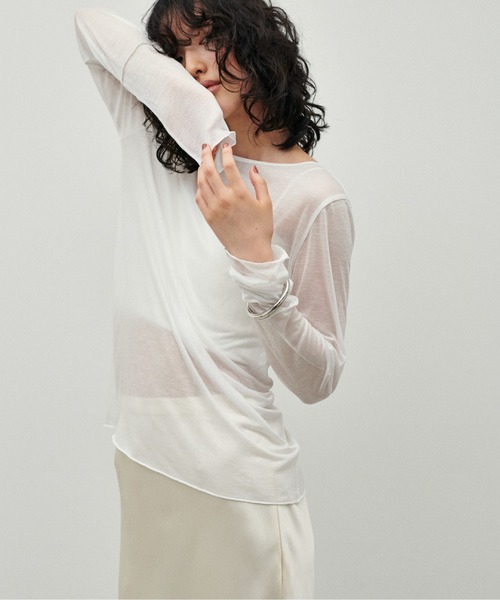 LARUTA(ラルータ)の「【LARUTA】シアー天竺クルーネックカットソー(Tシャツ/カットソー・レディース・オフホワイト/ブラック/グレイッシュベージュ/サックスブルー・FREE)」の16枚目の写真