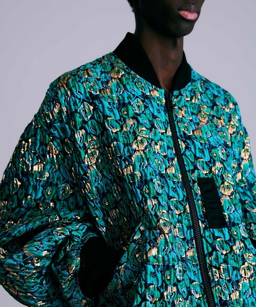 NOISE MAKER（ノイズメーカー）の「ふくれジャガードオーバーサイズ