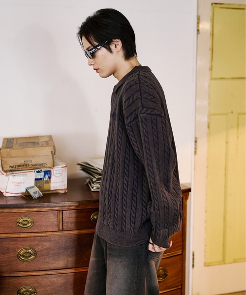sedacle(セダクル)の「加工ケーブルニットポロ(ニット/セーター・メンズ・アイボリー/ネイビー/ブラウン・SMALL/MEDIUM/LARGE)」の19枚目の写真