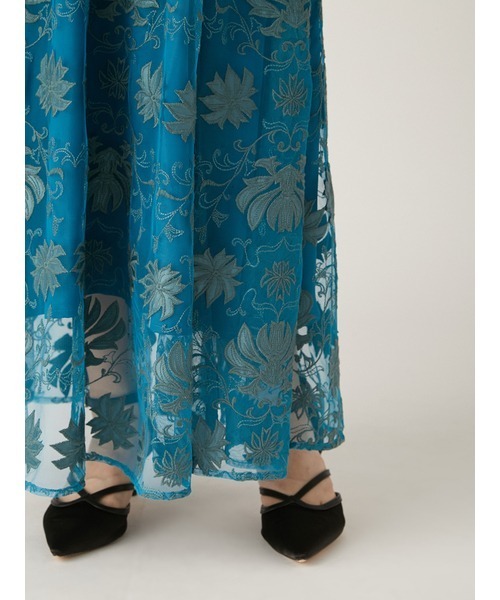 LILY BROWN（リリーブラウン）の「カットワークサテンエンブロイダリー