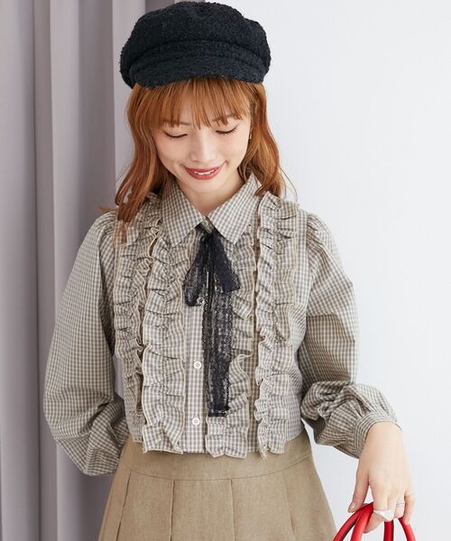 MAJESTIC LEGON（マジェスティックレゴン）の「レースリボンタイフリルブラウス（シャツ/ブラウス・レディース・ブラック系その他/ベージュ系その他2/ブルー/オフホワイト・MEDIUM）」の15枚目の写真