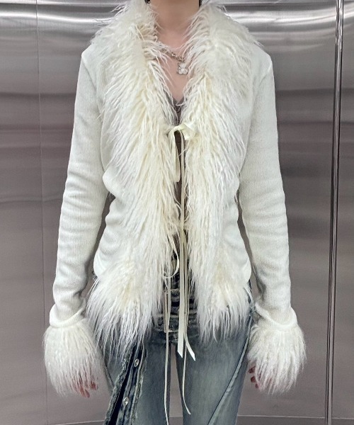 Never mind the XU / Chikashitsu+(ネバーマインド ザ エックスユー / チカシツプラス)の「【nmtc+】fur cardigan / 【エヌエムティーシープラス】ファー長袖カーディガン(カーディガン/ボレロ・レディース・ベージュ/グレー/ブラック/アイボリー・ONE SIZE)」の9枚目の写真