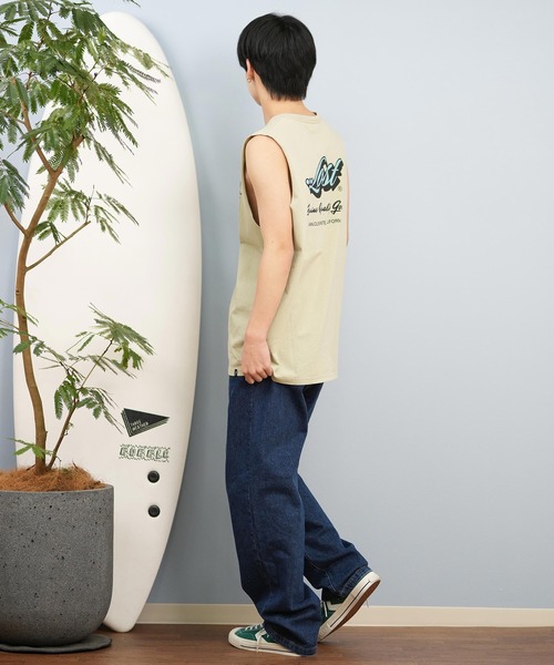 lost(ロスト)の「【ムラサキスポーツ限定】lost/ロスト タンクトップ/ノースリーブTシャツ バックプリント ユニセックス L25S-2303(タンクトップ・メンズ・ライトベージュ/ライトピンク/ブラック・L/M)」の6枚目の写真