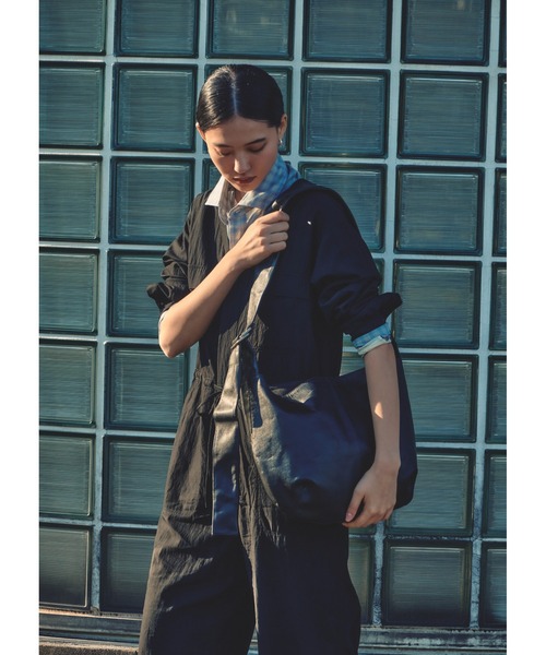 ONE.（ワンドット）の「【ONE.ワンドット】 /  Large Shoulder Bag / 撥水レザー / ONE-007（ショルダーバッグ・メンズ・ブラック・FREE）」の18枚目の写真