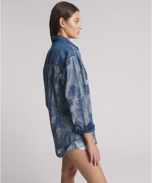 One Tea spoon（ワンティースプーン）の「EVERYDAY DENIM SHIRT（シャツ/ブラウス・レディース・インディゴブルー・S）」の4枚目の写真