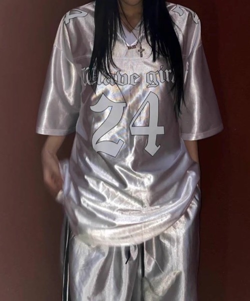 FreeZone（フリーゾーン）の「サテンナンバースポーツジャージ（Tシャツ/カットソー・メンズ・ホワイト/ブラック/ブルー・F）」の2枚目の写真