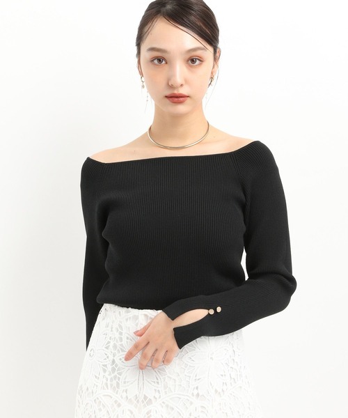 Andemiu（アンデミュウ）の「スクエアオフショルニット325794（ニット/セーター・レディース・オフホワイト/ブルー/ブラック/コーラル・FREE）」の18枚目の写真