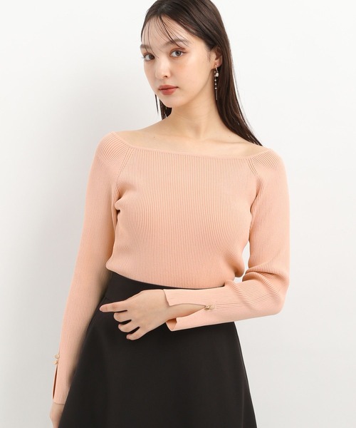 Andemiu（アンデミュウ）の「スクエアオフショルニット325794（ニット/セーター・レディース・オフホワイト/ブルー/ブラック/コーラル・FREE）」の17枚目の写真