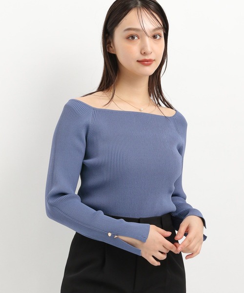 Andemiu（アンデミュウ）の「スクエアオフショルニット325794（ニット/セーター・レディース・オフホワイト/ブルー/ブラック/コーラル・FREE）」の16枚目の写真