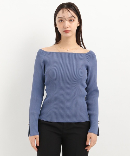 Andemiu（アンデミュウ）の「スクエアオフショルニット325794（ニット/セーター・レディース・オフホワイト/ブルー/ブラック/コーラル・FREE）」の15枚目の写真