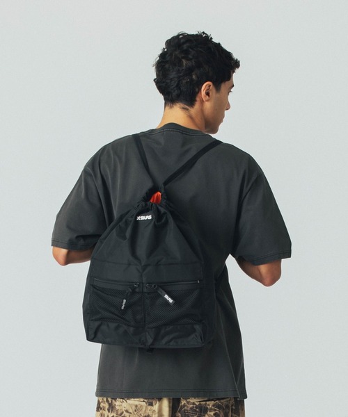 SILAS（サイラス）の「DRAWSTRING BAG（バックパック/リュック・メンズ・ブラック/オリーブ・ONE SIZE）」の4枚目の写真