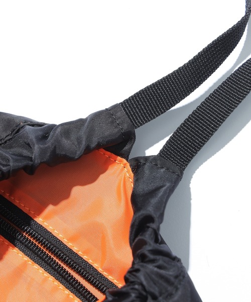 SILAS（サイラス）の「DRAWSTRING BAG（バックパック/リュック・メンズ・ブラック/オリーブ・ONE SIZE）」の10枚目の写真