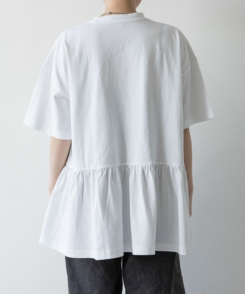 RAGEBLUE（レイジブルー）の「カレッジロゴプリント/ぺプラムTシャツ（Tシャツ/カットソー・レディース・ホワイト/ブルー/ネイビー・FREE）」の5枚目の写真