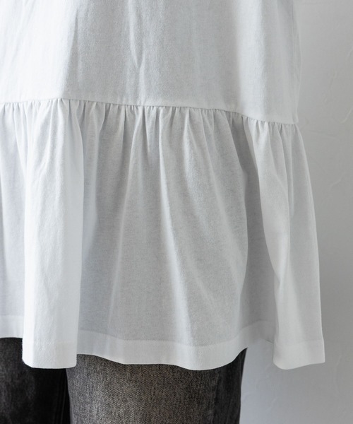 RAGEBLUE（レイジブルー）の「カレッジロゴプリント/ぺプラムTシャツ（Tシャツ/カットソー・レディース・ホワイト/ブルー/ネイビー・FREE）」の9枚目の写真