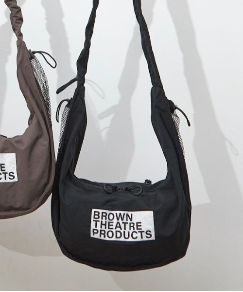 SALON de RUBAN(サロンドルヴァン)の「【SALON de RUBAN / サロン ド ルヴァン】 BROWN THEATRE PRODUCTS ショルダーバッグ(ショルダーバッグ・レディース・マスタード/ベージュ/ブラック/グレー/ライトグレー・FREE)」の2枚目の写真