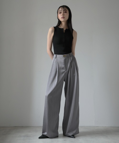 Ulysses(ユリシス)の「ジップデザインノースリーブ(タンクトップ・レディース・グレー/ブラック・S/M)」の4枚目の写真