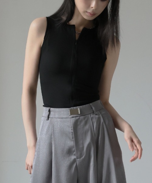 Ulysses(ユリシス)の「ジップデザインノースリーブ(タンクトップ・レディース・グレー/ブラック・S/M)」の11枚目の写真