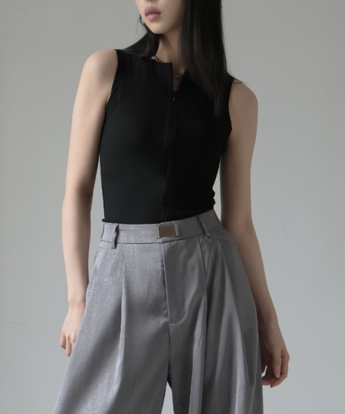 Ulysses(ユリシス)の「ジップデザインノースリーブ(タンクトップ・レディース・グレー/ブラック・S/M)」の12枚目の写真