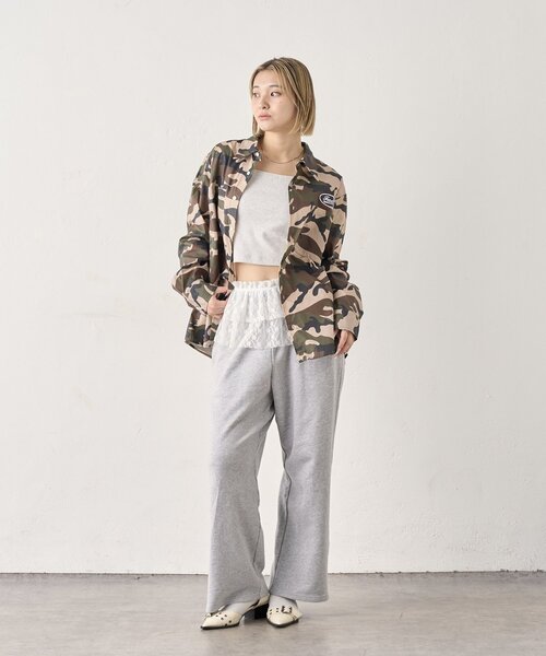 WHO'S WHO gallery（フーズフーギャラリー）の「【UNISEX/ユニセックス】COOPER FACTロゴワッペンシャツ（シャツ/ブラウス・レディース・ブラウン系その他/チャコールグレー/ホワイト/ブラウン・FREE）」の9枚目の写真