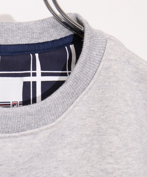 FILA HERITAGE（フィラヘリテージ）の「FILA HERITAGE CREW NECK SWEAT ロゴ刺繍 クルーネックスウェット（スウェット・メンズ・グレー/ネイビー・XL/L/M）」の17枚目の写真