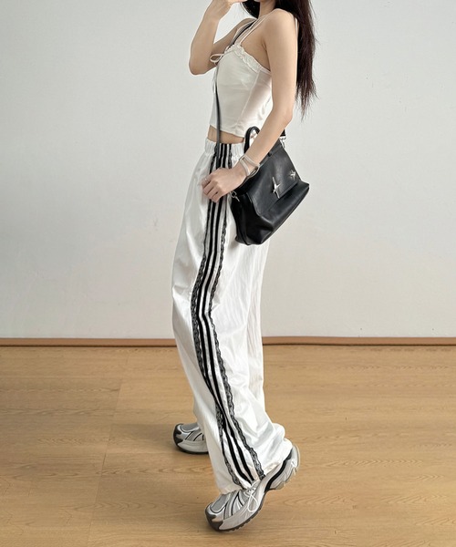 MAISON DE THERESE（メゾン ド テレーズ）の「レースリボン付きハイウエストワイドパンツ（その他パンツ・レディース・ホワイト/ブラック・S/M/L/XL）」の9枚目の写真