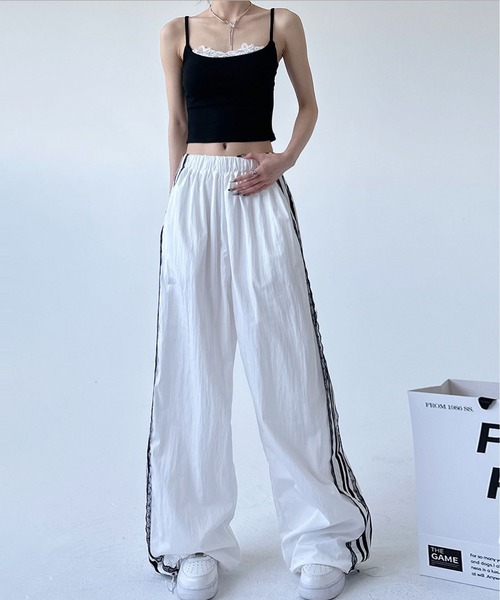 MAISON DE THERESE（メゾン ド テレーズ）の「レースリボン付きハイウエストワイドパンツ（その他パンツ・レディース・ホワイト/ブラック・S/M/L/XL）」の3枚目の写真
