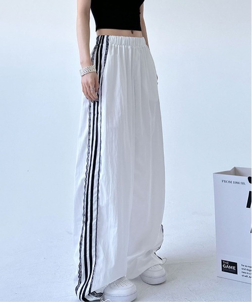 MAISON DE THERESE（メゾン ド テレーズ）の「レースリボン付きハイウエストワイドパンツ（その他パンツ・レディース・ホワイト/ブラック・S/M/L/XL）」の6枚目の写真