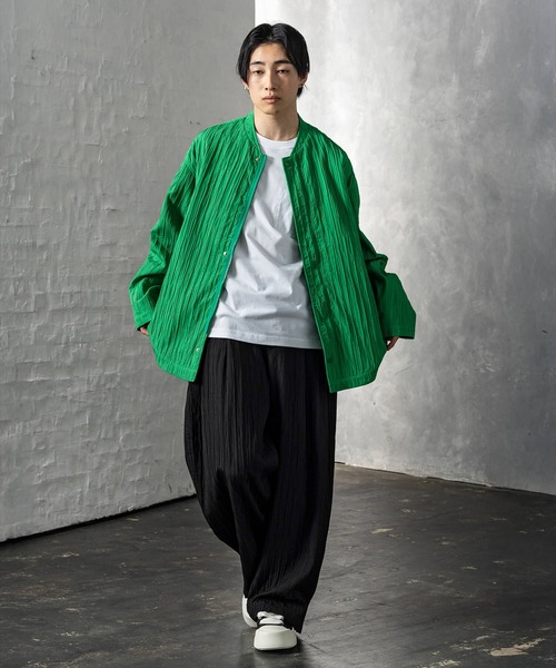 +CLOSET(プラスクローゼット)の「クリンクル加工ワイドパンツ(その他パンツ・メンズ・ブラック/ホワイト・X-LARGE/LARGE/MEDIUM)」の10枚目の写真