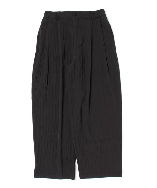 +CLOSET(プラスクローゼット)の「クリンクル加工ワイドパンツ(その他パンツ・メンズ・ブラック/ホワイト・X-LARGE/LARGE/MEDIUM)」の4枚目の写真