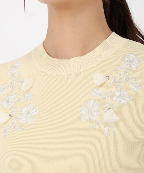 MISCH MASCH(ミッシュマッシュ)の「フラワー刺繍フレンチスリーブニット(ニット/セーター・レディース・イエロー/ピンク/ホワイト・フリ-)」の17枚目の写真