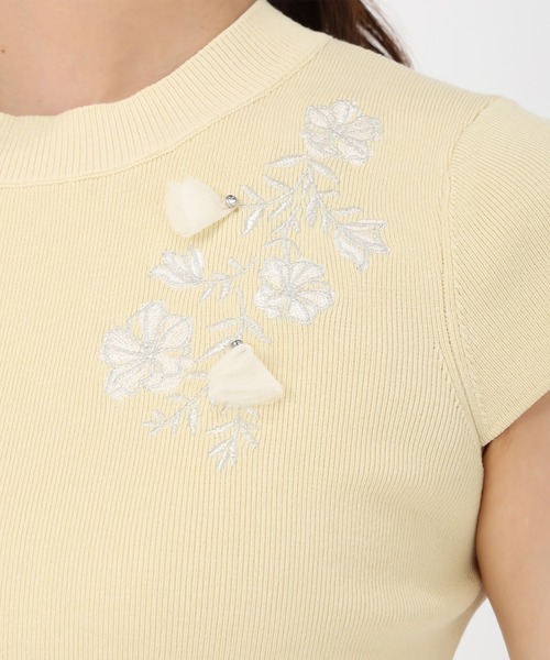 MISCH MASCH(ミッシュマッシュ)の「フラワー刺繍フレンチスリーブニット(ニット/セーター・レディース・イエロー/ピンク/ホワイト・フリ-)」の16枚目の写真