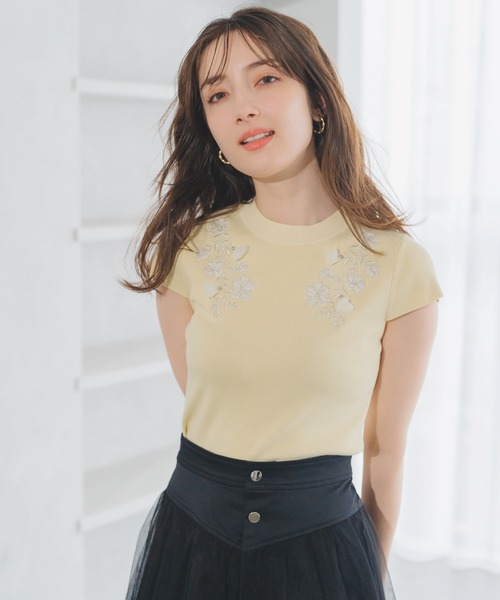 MISCH MASCH(ミッシュマッシュ)の「フラワー刺繍フレンチスリーブニット(ニット/セーター・レディース・イエロー/ピンク/ホワイト・フリ-)」の6枚目の写真