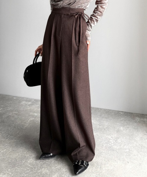 mily bilet(ミウィビレット)の「【mily bilet】26SS新色登場♪キレイ目ガーリーの大定番◎コーデに映えるこなれカラー♪リボン使いワイドスラックス(スラックス・レディース・ベージュ/ブラウン/ブラック/グレー系その他/アイボリー・LARGE/MEDIUM/SMALL/X-LARGE)」の22枚目の写真