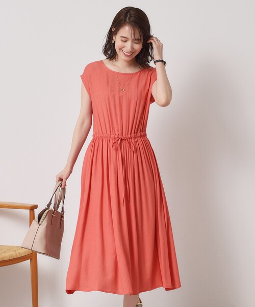 ITS'DEMO（イッツデモ）の「【さらりタッチ／手洗い可】強撚スラブブラウジングワンピース（ワンピース・レディース・ブラック/ブルーグリーン/ピンク系/サックスブルー・00）」の2枚目の写真