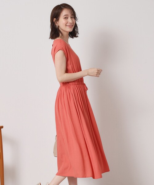 ITS'DEMO（イッツデモ）の「【さらりタッチ／手洗い可】強撚スラブブラウジングワンピース（ワンピース・レディース・ブラック/ブルーグリーン/ピンク系/サックスブルー・00）」の12枚目の写真