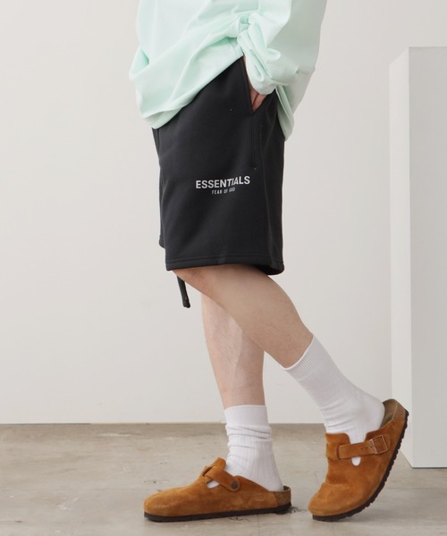 FOG ESSENTIALS（エフオージーエッセンシャルズ）の「FOG ESSENTIALS/エッセンシャルズ RUBBER T/P SW SHORTS ショートスウェットパンツ（スウェットパンツ・メンズ・ホワイト/ブラック/セージグリーン/クリーム/タン・M/XL/L/S）」の3枚目の写真