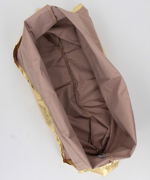 BAGGU（バグー）の「BAGGU/バグゥ STANDARD BAGGU メタリック ナイロン スタンダードバグゥ（エコバッグ/サブバッグ・レディース・シルバー/ゴールド/ピンク・ONE SIZE）」の4枚目の写真