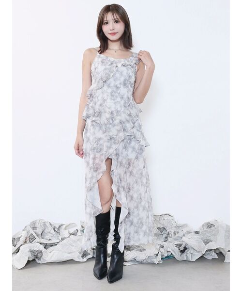 EATME(イートミー)の「ラッフルアシンメトリータイダイプリントワンピース(ワンピース・レディース・グレー/ベージュ/ピンク・SMALL/MEDIUM)」の12枚目の写真