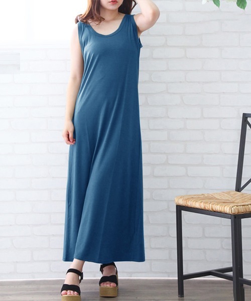 Coo+i（クーイ）の「1枚で楽ちんマキシ丈ノースリーブワンピース（ワンピース・レディース・ブルー/ブラック/チャコールグレー/グレー/カーキ/ブラック×ホワイト/ブラック×グレー/モカ・M/L/XL）」の8枚目の写真