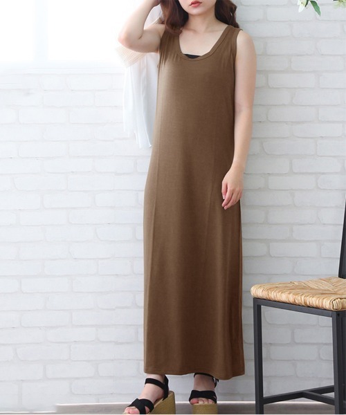 Coo+i（クーイ）の「1枚で楽ちんマキシ丈ノースリーブワンピース（ワンピース・レディース・ブルー/ブラック/チャコールグレー/グレー/カーキ/ブラック×ホワイト/ブラック×グレー/モカ・M/L/XL）」の6枚目の写真