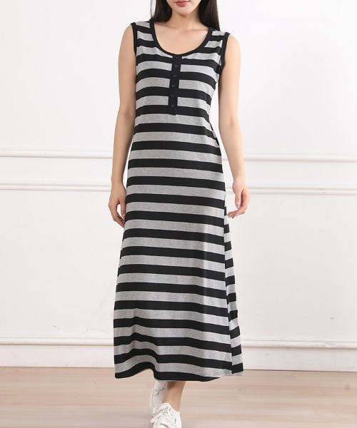 Coo+i（クーイ）の「1枚で楽ちんマキシ丈ノースリーブワンピース（ワンピース・レディース・ブルー/ブラック/チャコールグレー/グレー/カーキ/ブラック×ホワイト/ブラック×グレー/モカ・M/L/XL）」の9枚目の写真