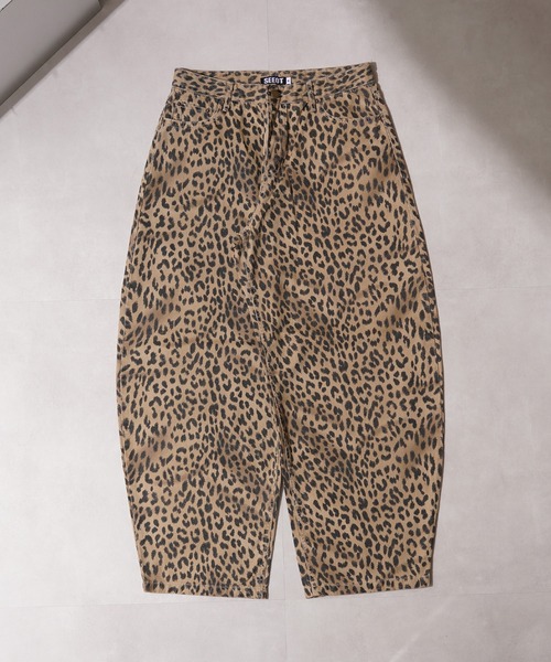 BIG CITY MARKET(ビッグシティマーケット)の「【D-LAND】レオパード バレルレッグパンツ / Leopard Barrel Leg Pants(その他パンツ・メンズ・カーキ/ベージュ・S/M)」の3枚目の写真