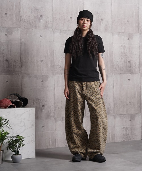 BIG CITY MARKET(ビッグシティマーケット)の「【D-LAND】レオパード バレルレッグパンツ / Leopard Barrel Leg Pants(その他パンツ・メンズ・カーキ/ベージュ・S/M)」の15枚目の写真