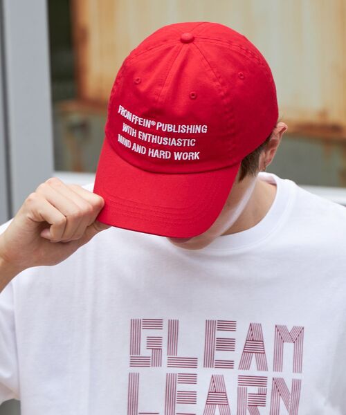 FFEIN（フェイン）の「【FFEIN(フェイン)】3段メッセージ刺繍キャップ / 刺繍　深めキャップ（キャップ・メンズ・レッド/ベージュ/ネイビー/ブラック/ブルー・FREE）」の5枚目の写真